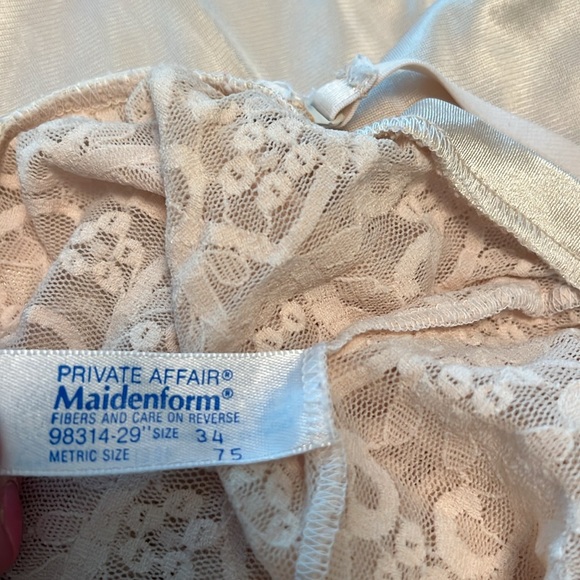 Vintage Slip - Picture 3 of 3